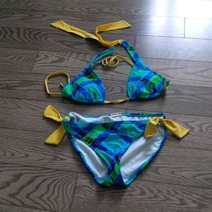 Beautiful swimming suit 🌸🍀🌸